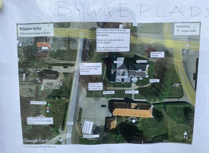 Kliplev Kirke helt i plastfolie Sydnyt.dk GRATIS lokale nyheder fra
